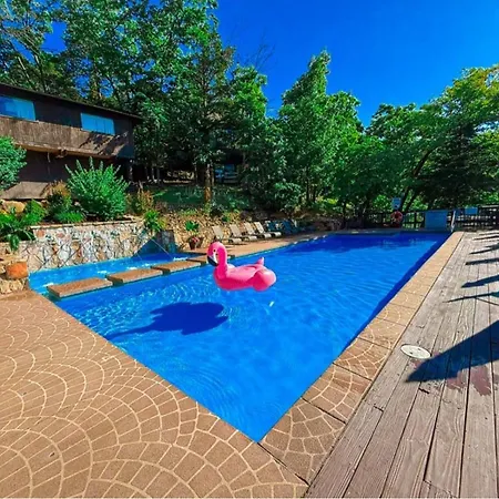 Treetop Village51-3Bed3Bapools-8Pp